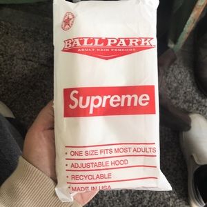 Supreme Poncho